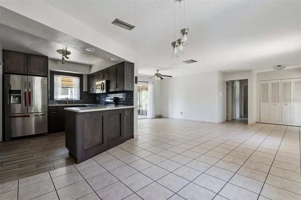 1539 Fort Smith Boulevard Deltona FL 32725