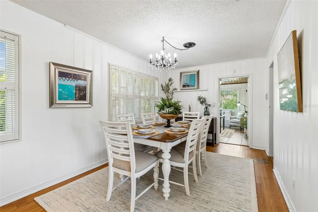 302 Deer Park Avenue Tampa FL 33617
