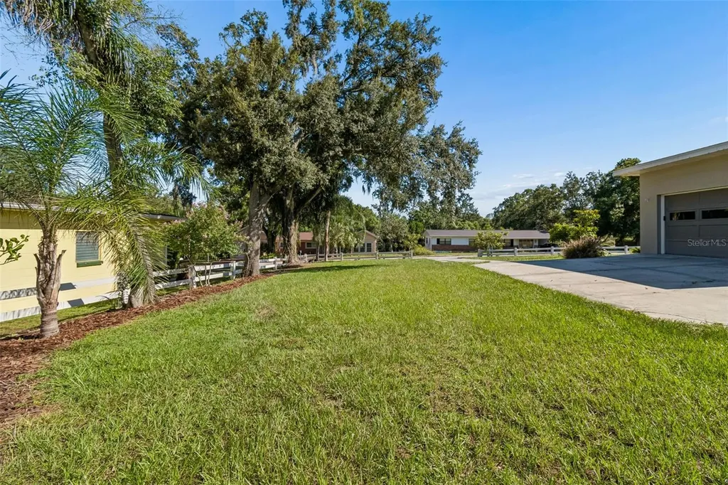 302 Deer Park Avenue Tampa FL 33617