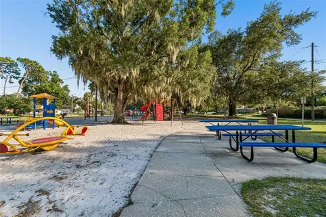 302 Deer Park Avenue Tampa FL 33617