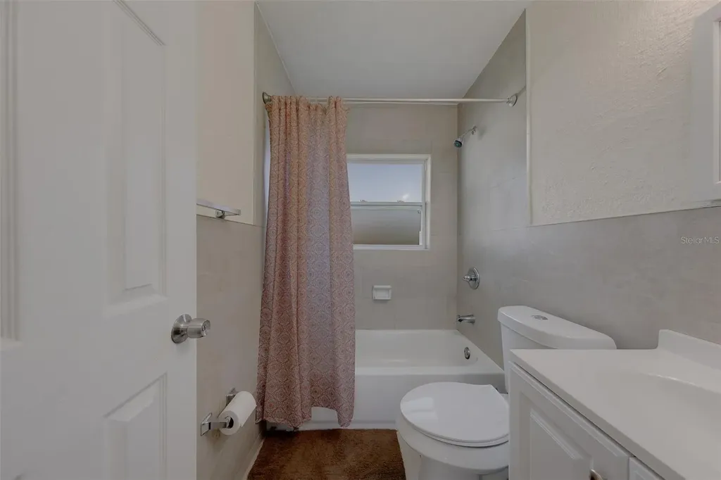 5937 38th Avenue N St Petersburg FL 33710