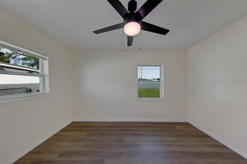 5937 38th Avenue N St Petersburg FL 33710
