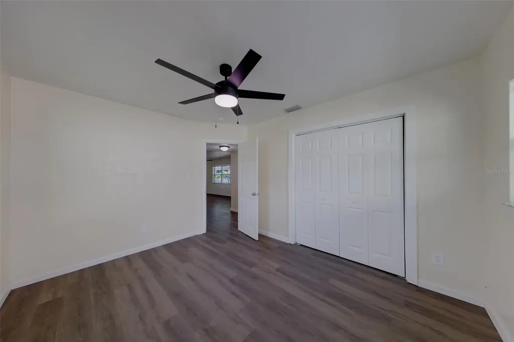 5937 38th Avenue N St Petersburg FL 33710