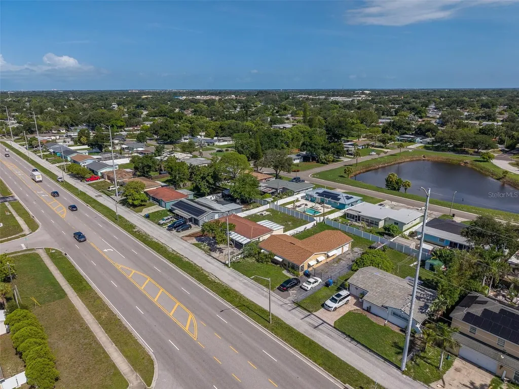 5937 38th Avenue N St Petersburg FL 33710