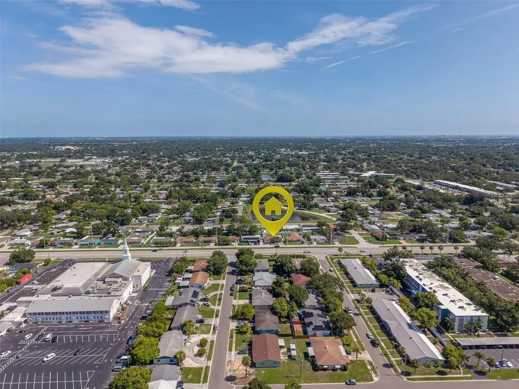 5937 38th Avenue N St Petersburg FL 33710