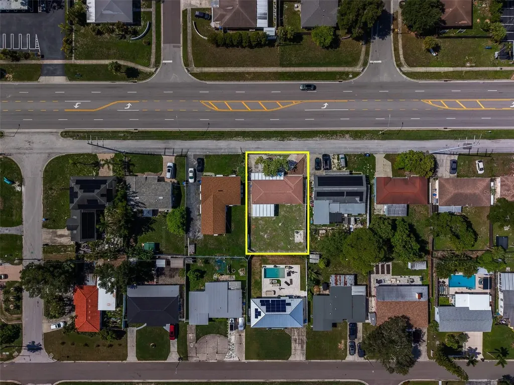 5937 38th Avenue N St Petersburg FL 33710