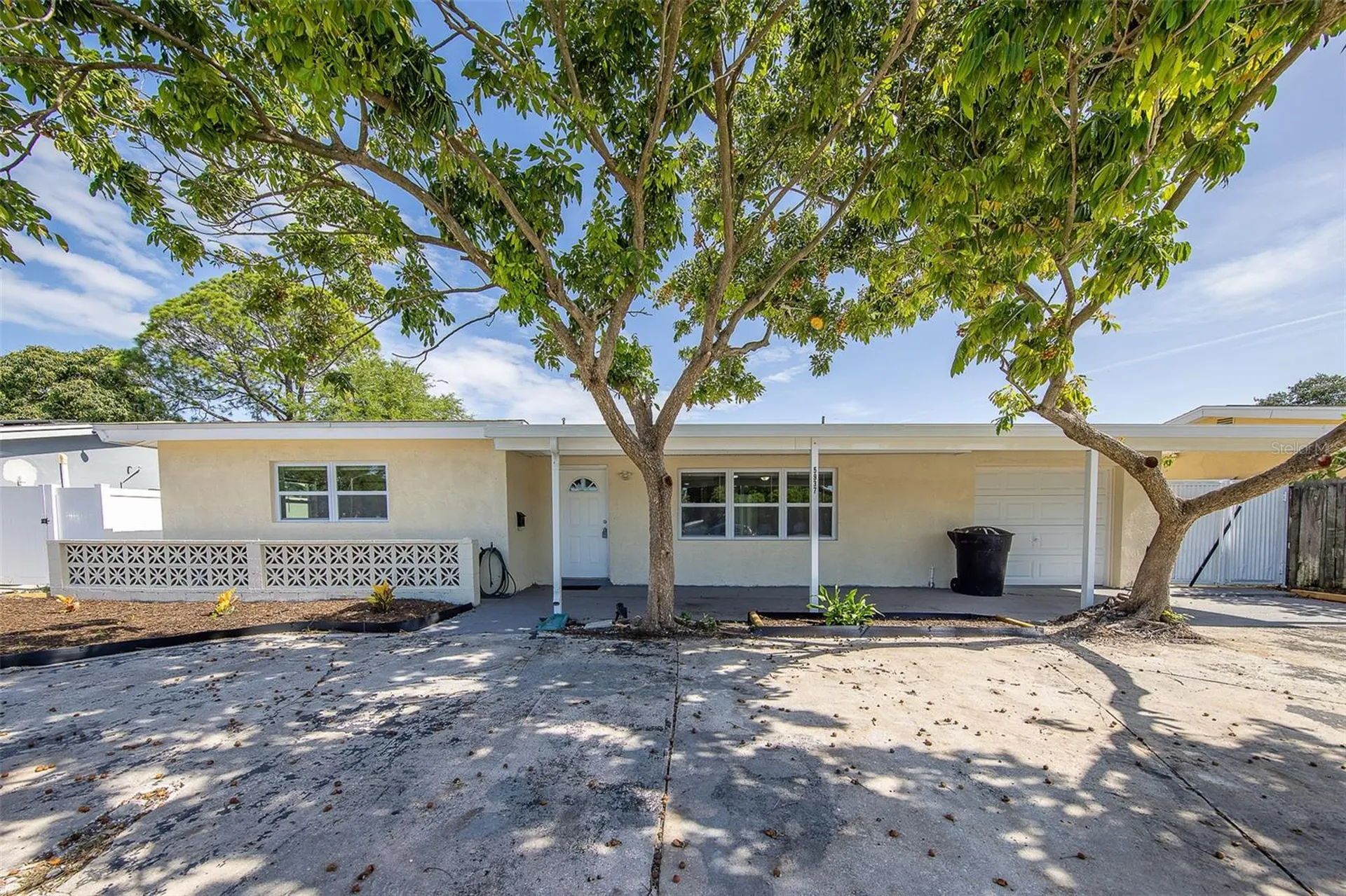 5937 38th Avenue N St Petersburg FL 33710
