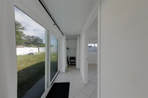 5937 38th Avenue N St Petersburg FL 33710