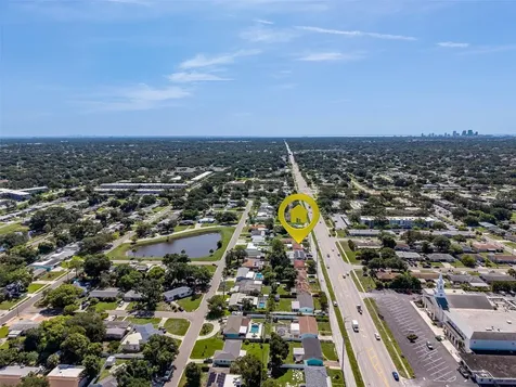 5937 38th Avenue N St Petersburg FL 33710