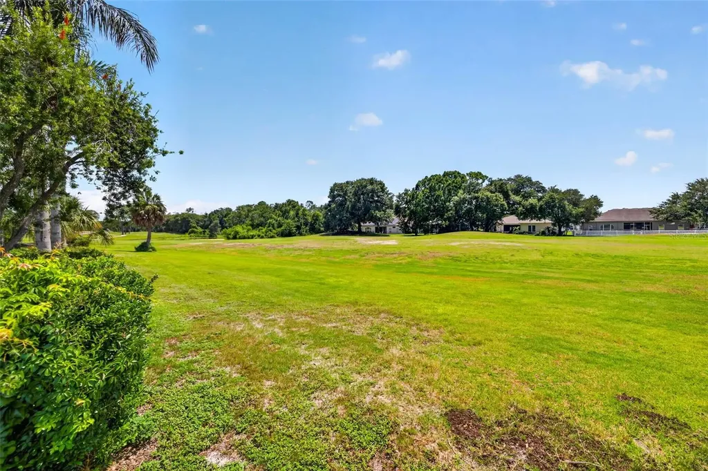 5805 Wedgefield Drive Zephyrhills FL 33541