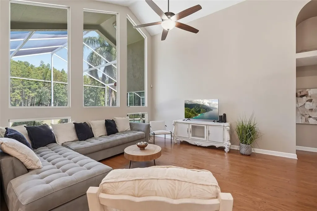 18912 Place Marquette Lutz FL 33558