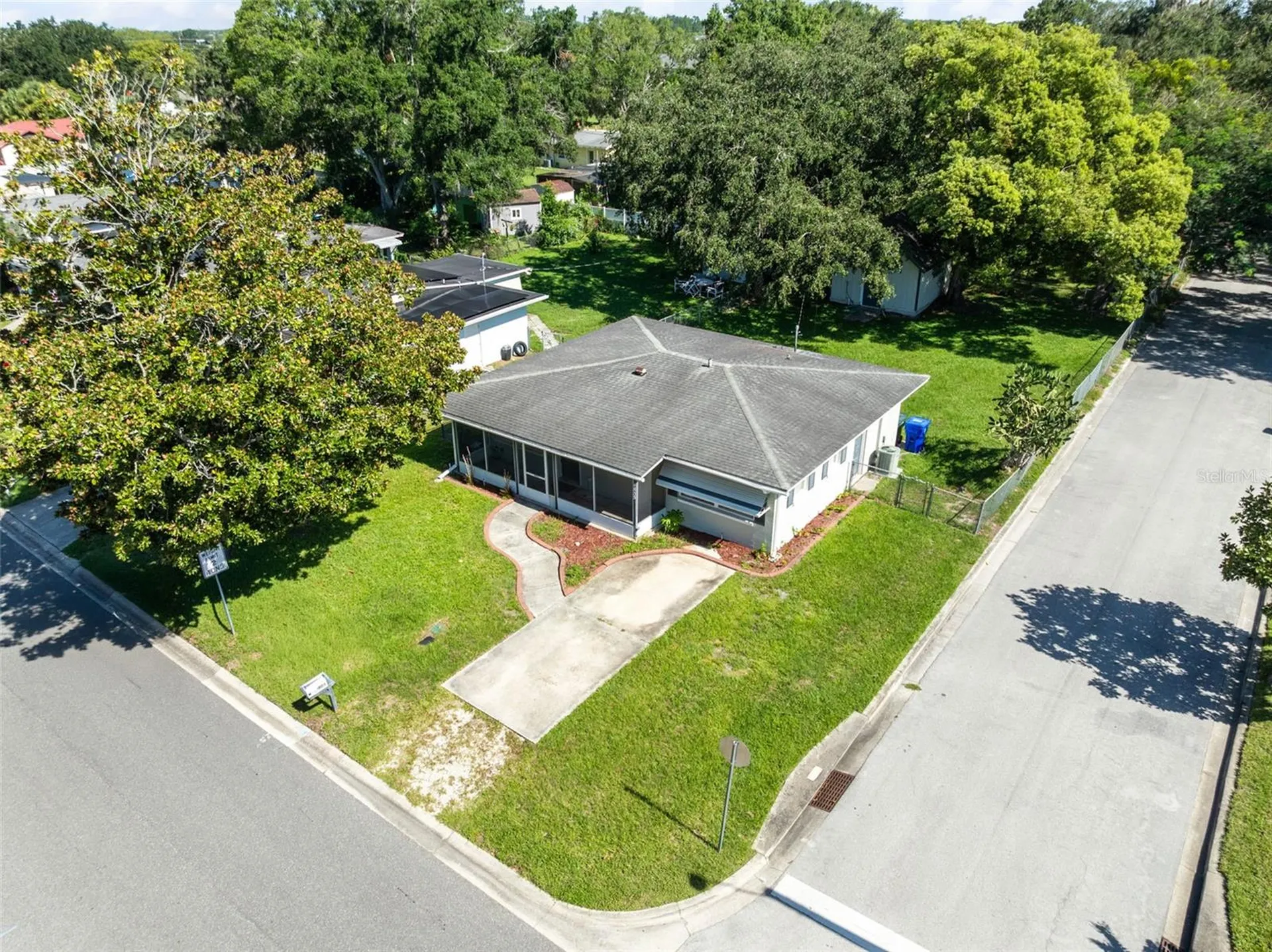 1805 Verona Street Kissimmee FL 34741