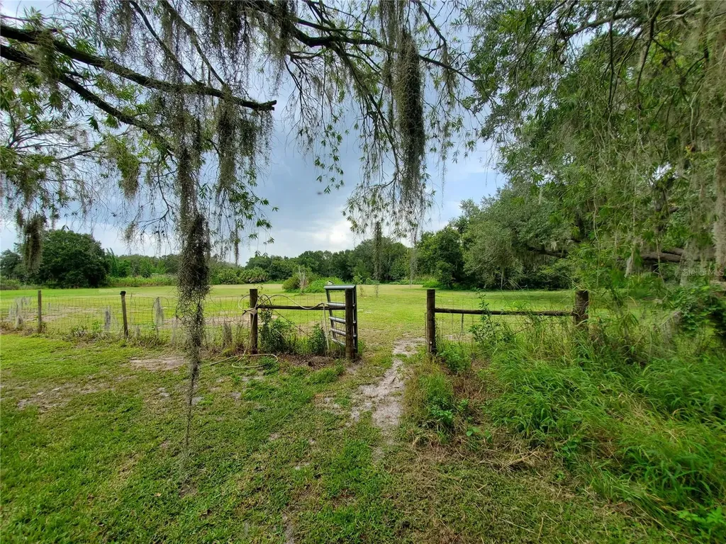 1662 Harvill Road Wauchula FL 33873