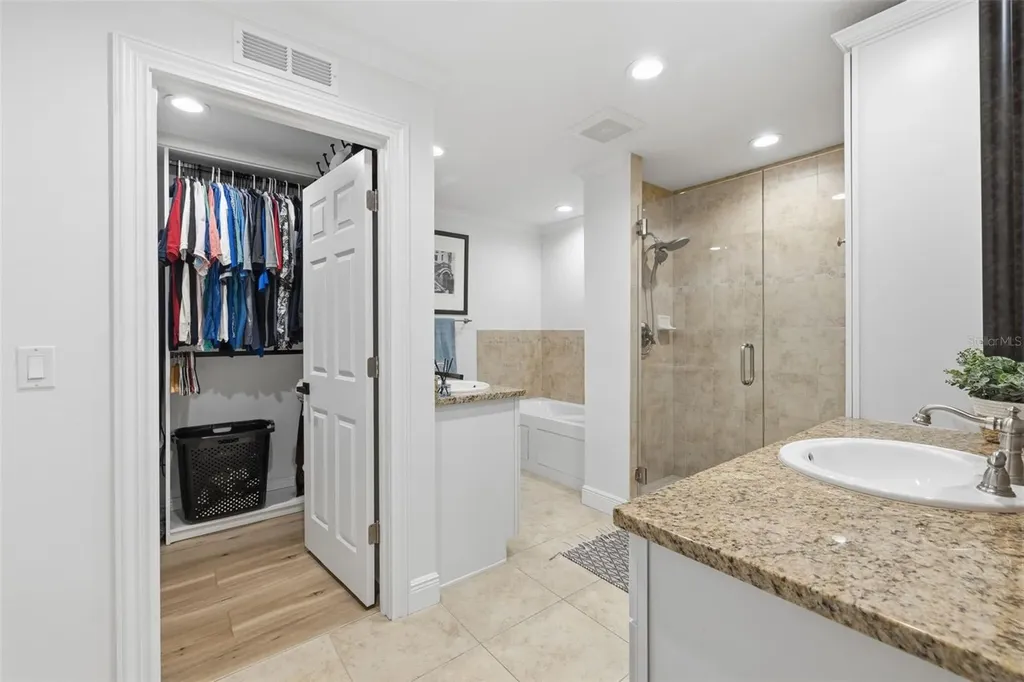 4205 Arborwood Lane Tampa FL 33618