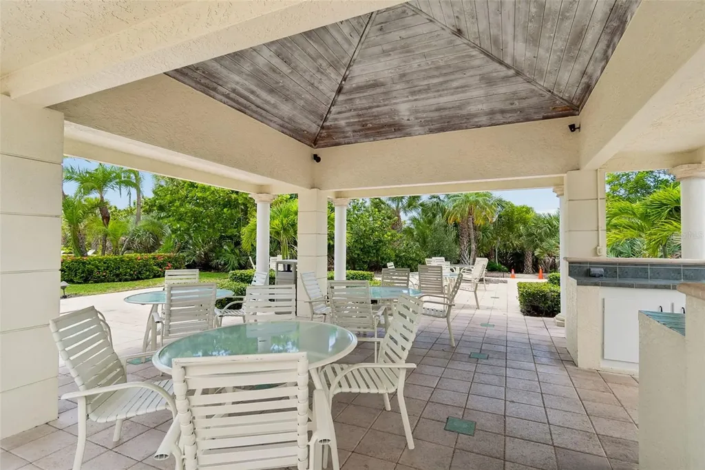 1170 Gulf Boulevard Clearwater Beach FL 33767