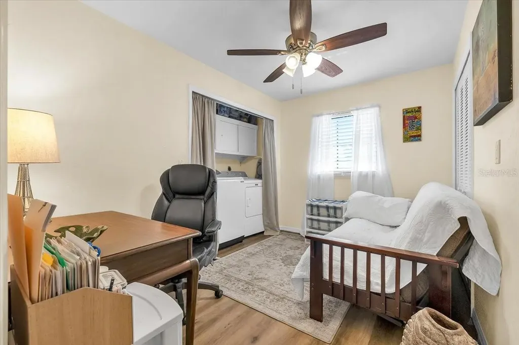 1903 SE 29th Lane Cape Coral FL 33904