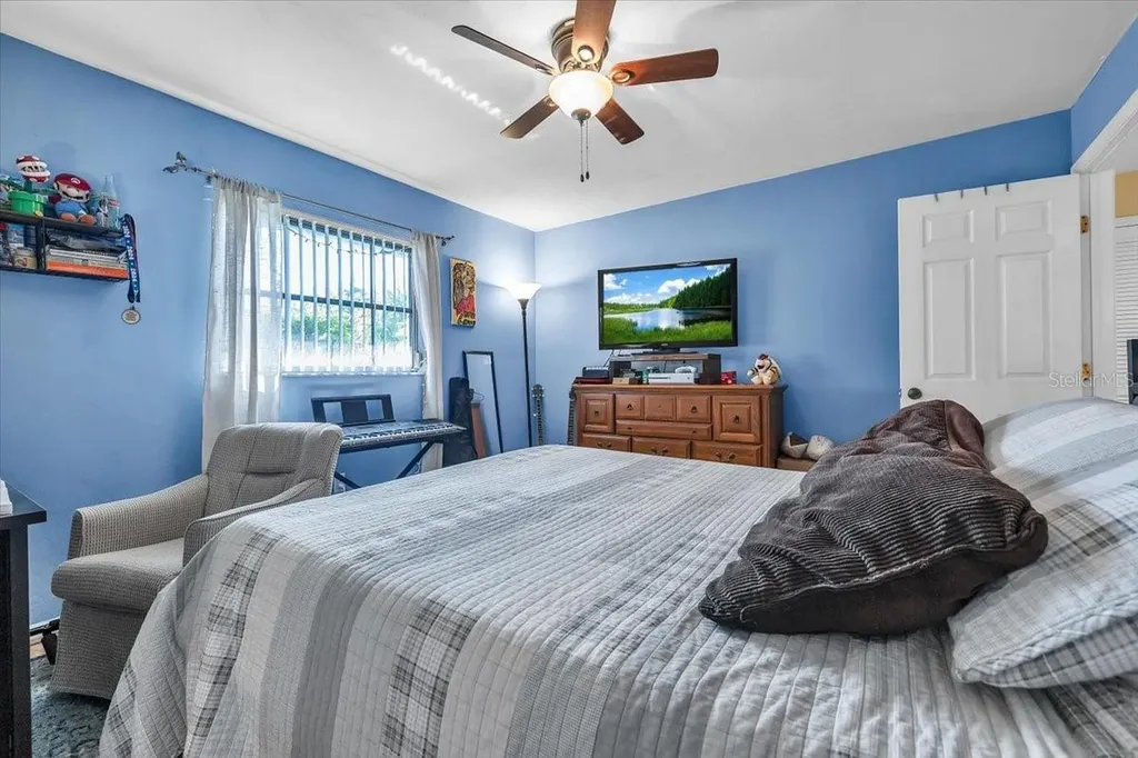 1903 SE 29th Lane Cape Coral FL 33904