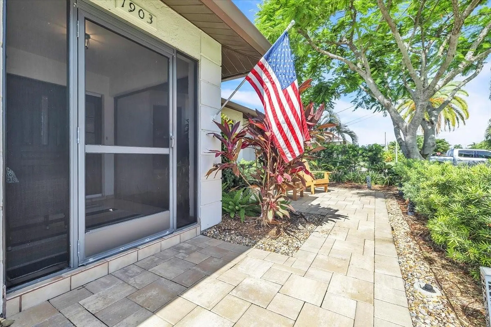 1903 SE 29th Lane Cape Coral FL 33904