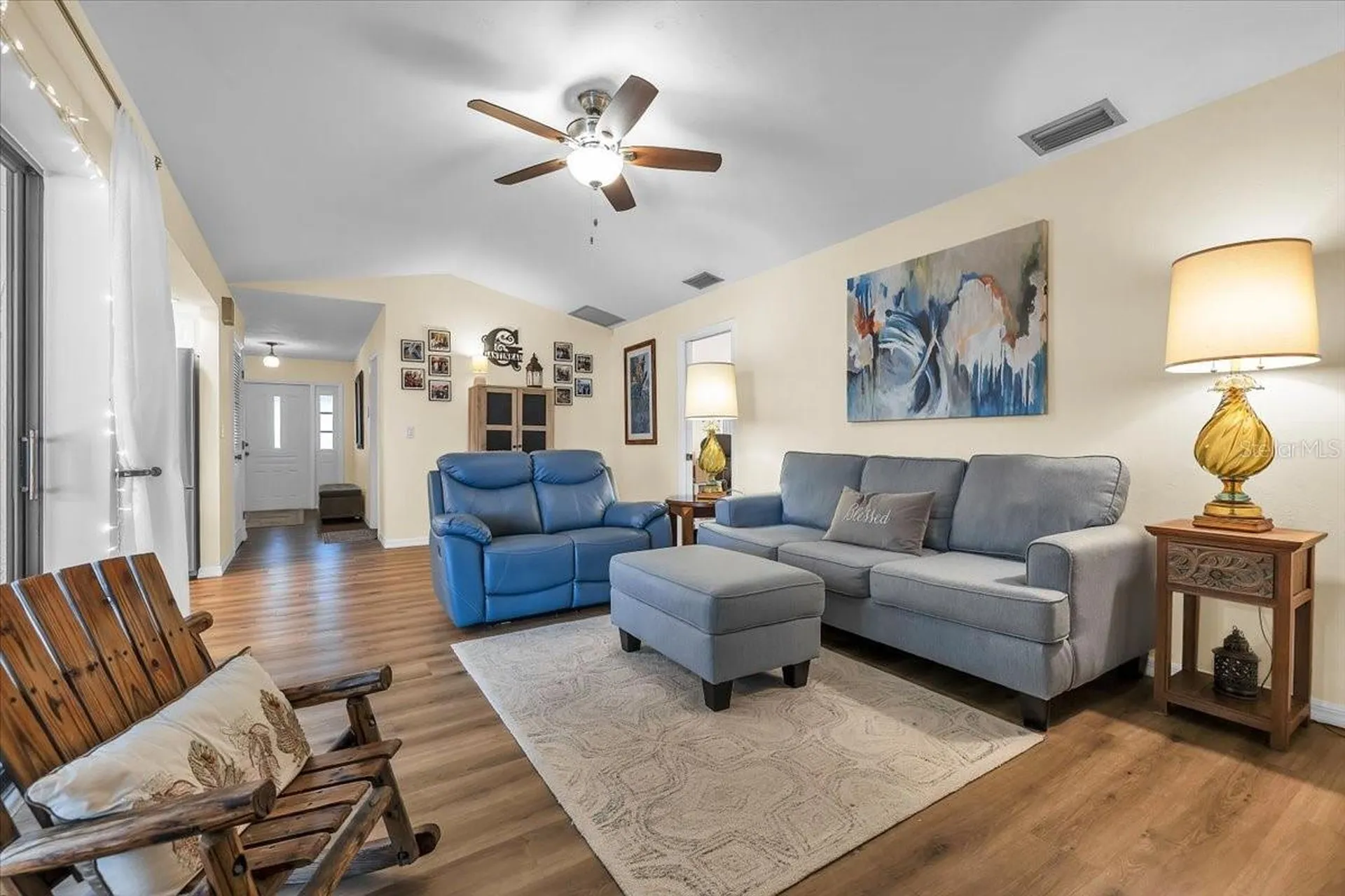 1903 SE 29th Lane Cape Coral FL 33904