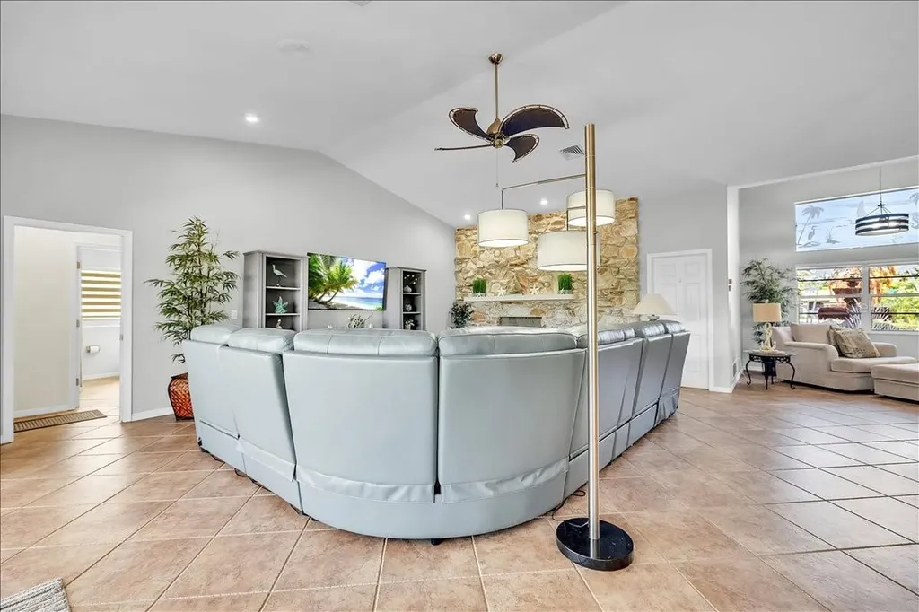 373 Eden Drive Englewood FL 34223