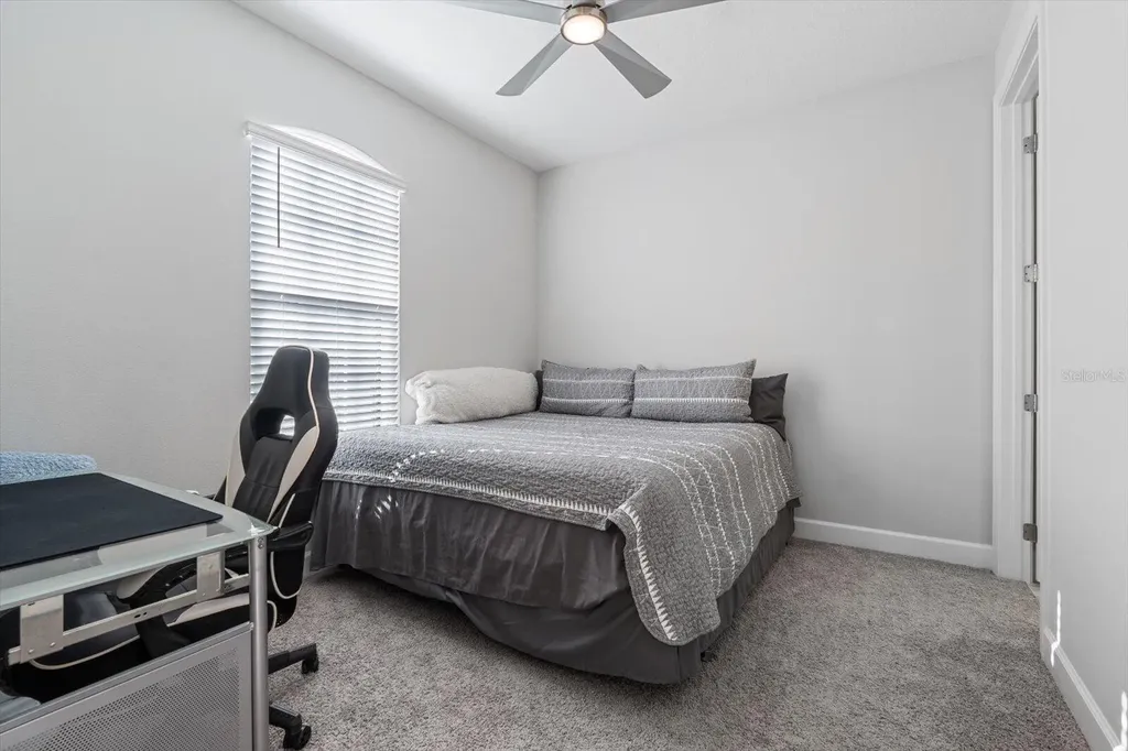 4512 Crestpoint Way Palmetto FL 34221