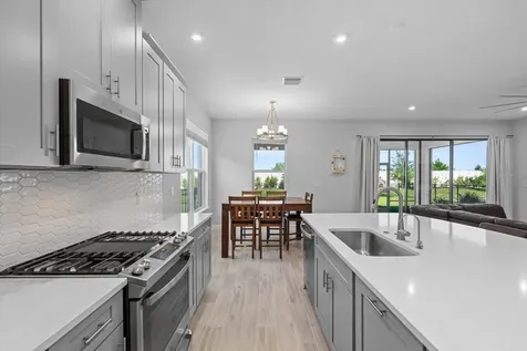 4512 Crestpoint Way Palmetto FL 34221