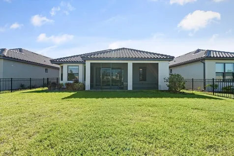 4512 Crestpoint Way Palmetto FL 34221