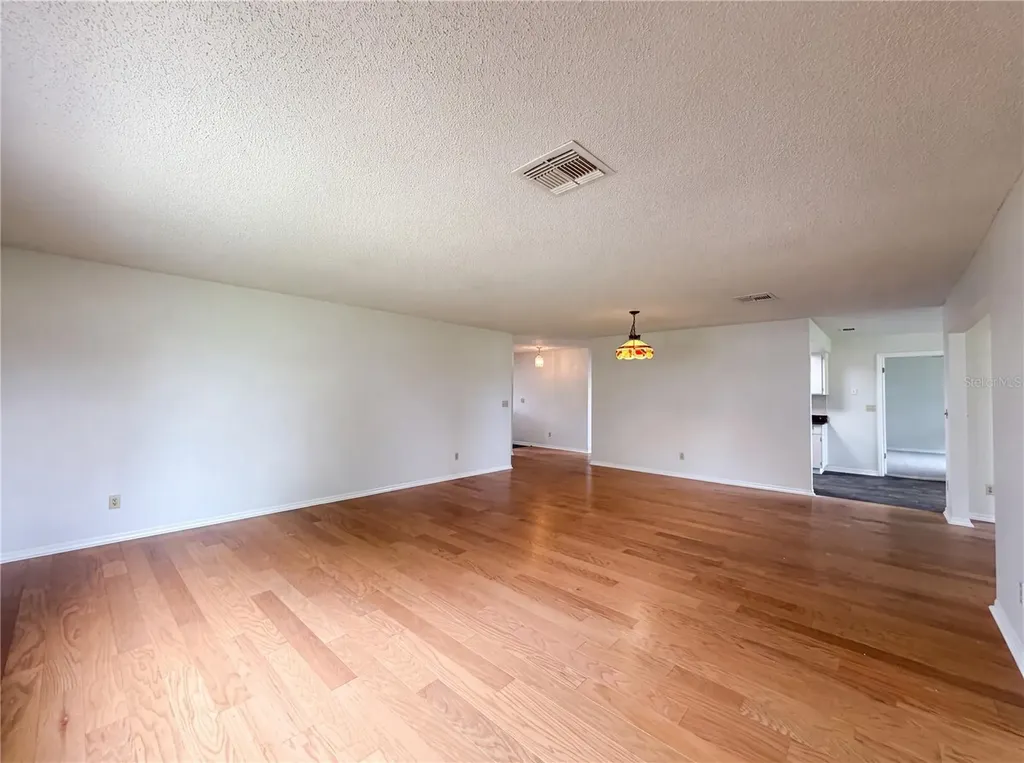 1404 Leland Drive Sun City Center FL 33573