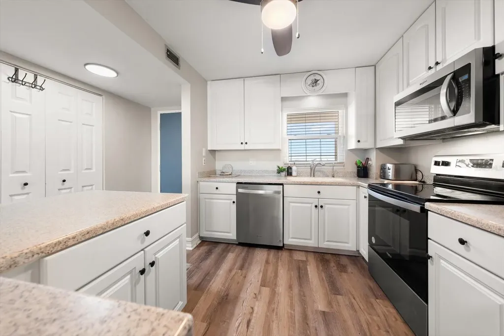 1270 Gulf Boulevard Clearwater Beach FL 33767