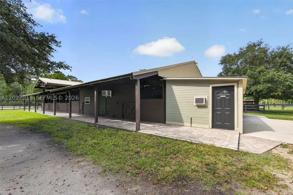 12725 Mallard Creek Drive Palm Beach Gardens FL 33418