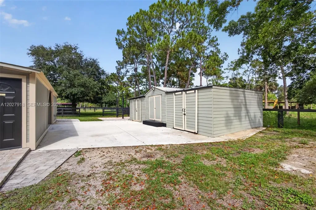 12725 Mallard Creek Drive Palm Beach Gardens FL 33418