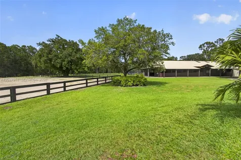 12725 Mallard Creek Drive Palm Beach Gardens FL 33418