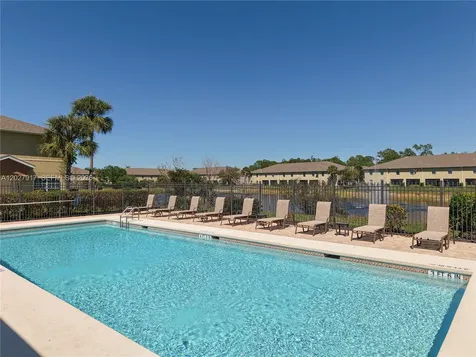 9101 Gervais Naples FL 34120