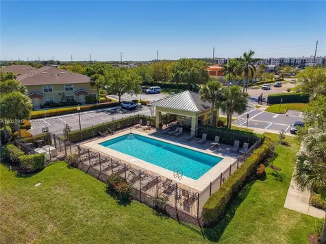 9101 Gervais Naples FL 34120