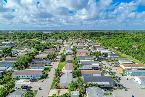 19800 SW 180 Avenue #524 Miami FL 33187