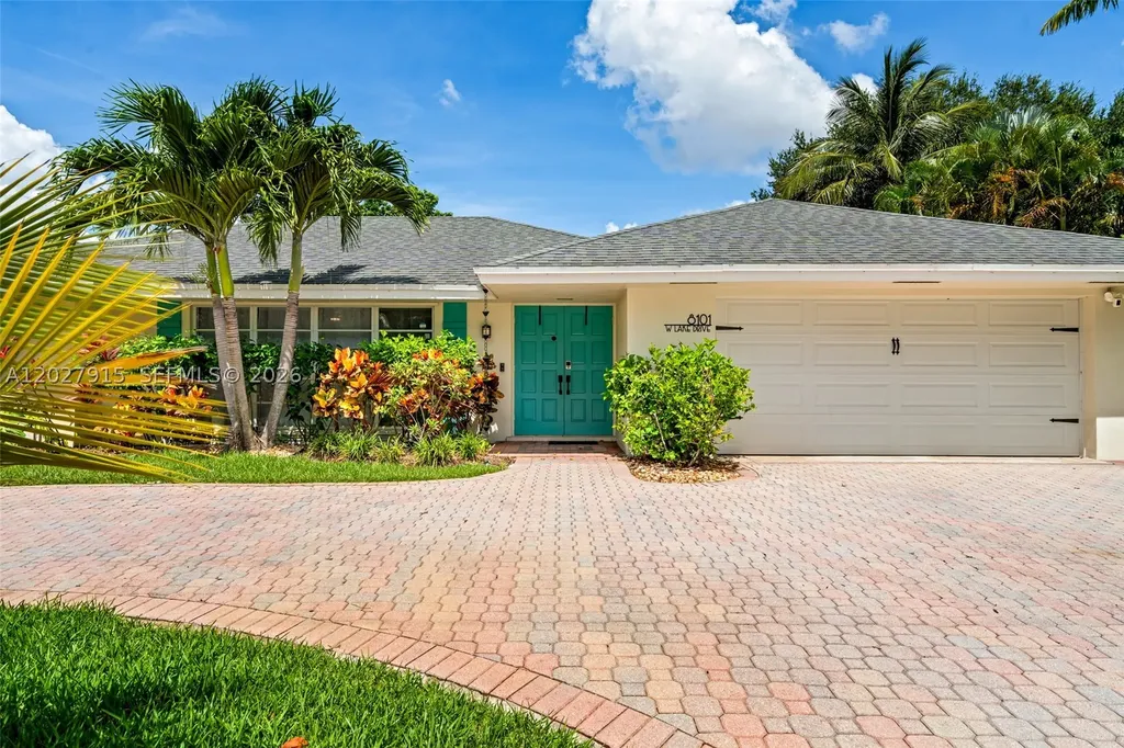 8101 W Lake Drive Lake Clarke Shores FL 33406
