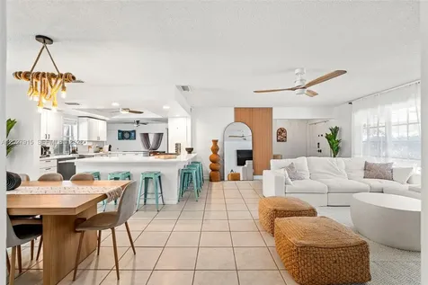 8101 W Lake Drive Lake Clarke Shores FL 33406