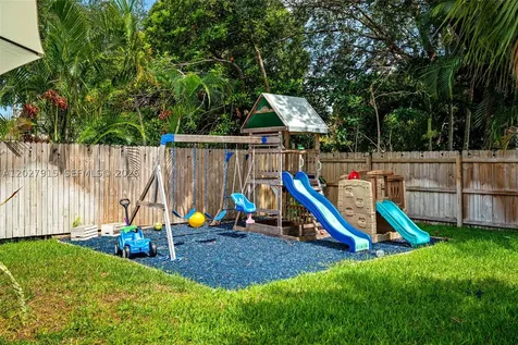 8101 W Lake Drive Lake Clarke Shores FL 33406