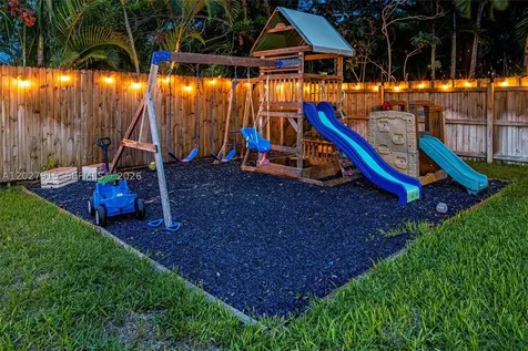 8101 W Lake Drive Lake Clarke Shores FL 33406