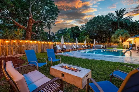 8101 W Lake Drive Lake Clarke Shores FL 33406