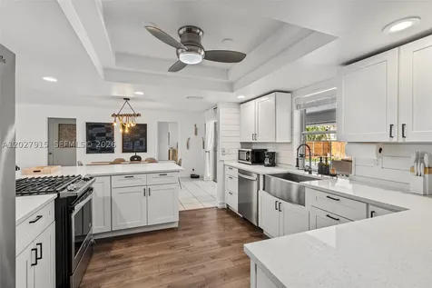 8101 W Lake Drive Lake Clarke Shores FL 33406