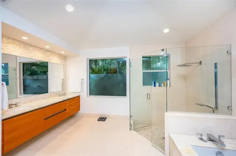 3216 Huntington Weston FL 33332