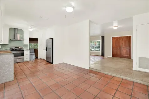 6980 SW 104th Street Pinecrest FL 33156