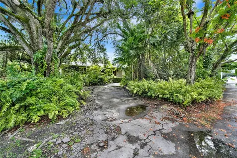 6980 SW 104th Street Pinecrest FL 33156