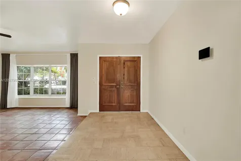 6980 SW 104th Street Pinecrest FL 33156