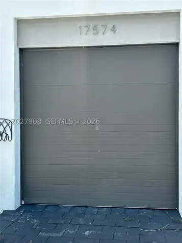 Miami FL 33187