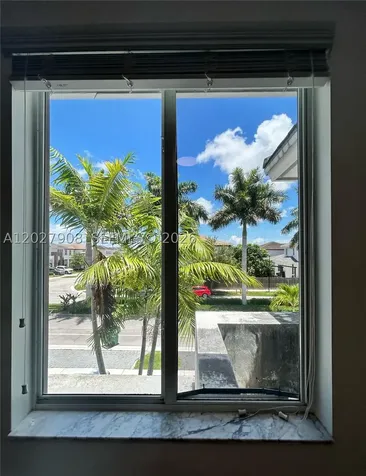 Miami FL 33187