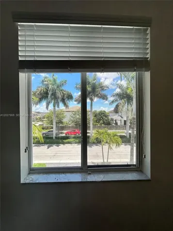 Miami FL 33187