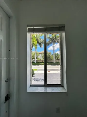 Miami FL 33187