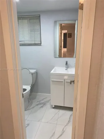 1030 9th Street Miami Beach FL 33139